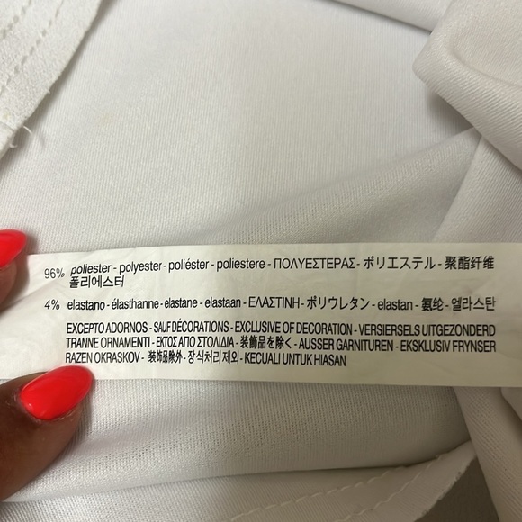 ZARA Women White Short Sleeve Pull Over Top small Silver Button Shoulder Detail - Picture 6 of 6